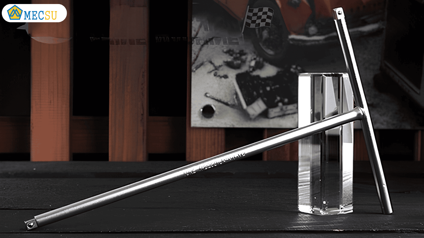 Tay vặn tuýp 12 inch chuẩn thép Chrome Vanadium kết hợp đầu khẩu cơ khí
